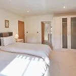 Host & Stay - Folkton Cottages