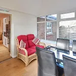Host & Stay - Folkton Cottages